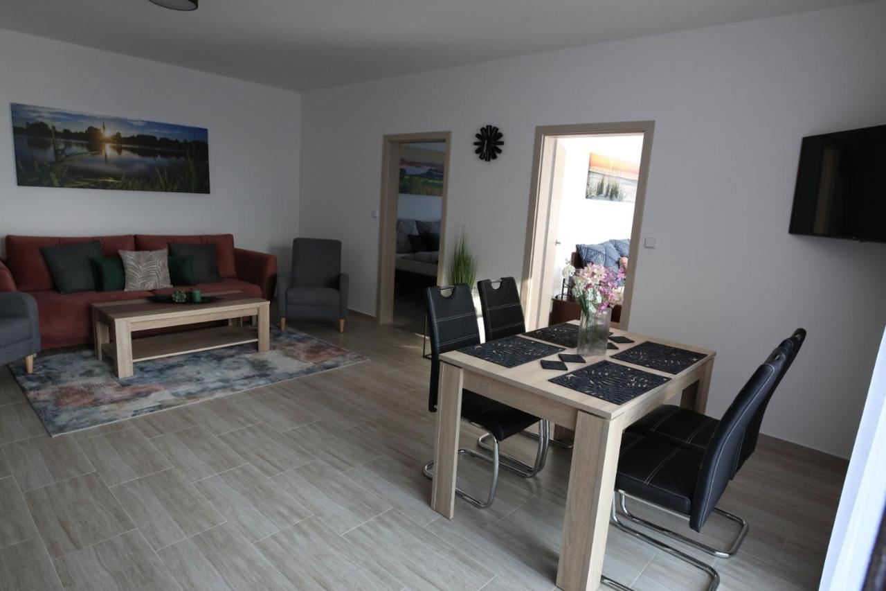Apartmány Allis Lipno nad Vltavou Exterior foto